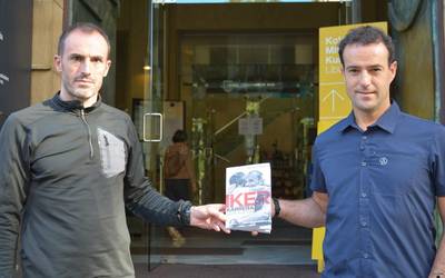 Iker Karreraren 'Bidea Ipar” liburua aurkeztuko dute Mendaron abenduaren 11n