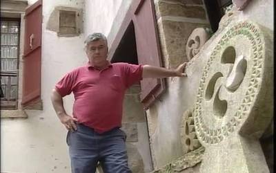 Mixel Urbistondo saratarra hargin lanean duela hamasei urte