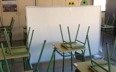 320 ikasle islotatu dituzte azken orduotan