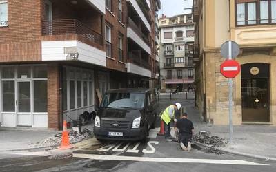 Ostiralean Txankako bidea erabili beharko da herrira sartzeko