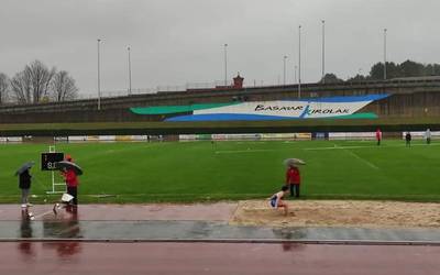 Marka pertsonalak hautsi zituzten Laudio Atletismo Taldeko kideek Basaurin