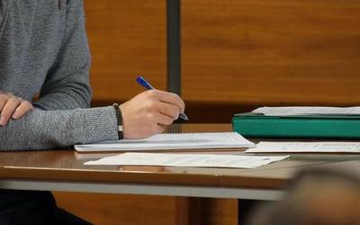 ENBA eta EHNE-k eta Eniro-Aralar mankomunitateko ordezkariek, bilera bat burutu zuten abeltzainen egoera argitzeko