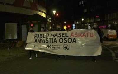 Pablo Hásel rap musikariaren aldeko manifestazioa egin zen Tolosan