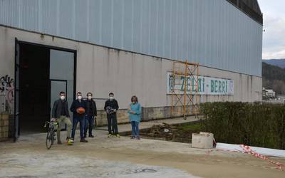 “Lakuntzarrak frontoiaren berrikuntzan inplikatzea nahi dugu, gazteak bereziki”