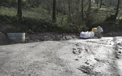 Zugarramurdin ur-eskasia moldatzeko, ura hartuko dute bertze bi tokitik