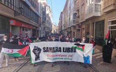 Mendebaldeko Sahararekiko elkartasuna adierazteko elkarretaratzea deitu du Darahlik