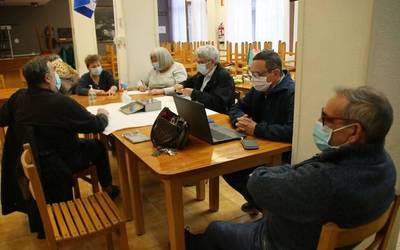Lau izen proposamen Itxaropena elkartearendako