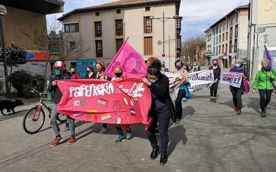 Aldarrikapenak agerian uzteko manifestazioa