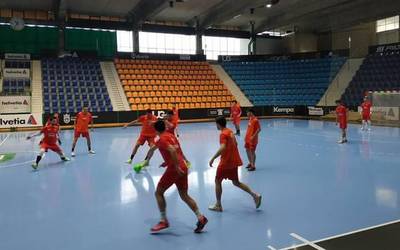 Aste batean hiru partida erabakigarri ditu aurretik Osasuna Magnak
