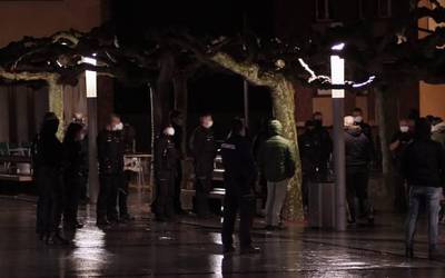 Atzo Legution gertatutakoa salatzeko elkarretaratzea deitu dute