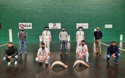 Errekako bikoteak txapeldun Nafarroako jubenil eta senior mailako erremonte txapelketetan