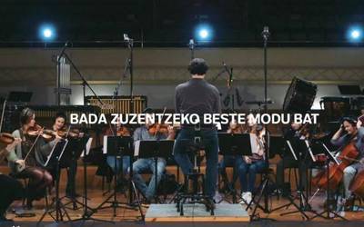 Fernando Velazquez konpositore eta orkestra-zuzendariaren balioak bere egin ditu Laboral Kutxak