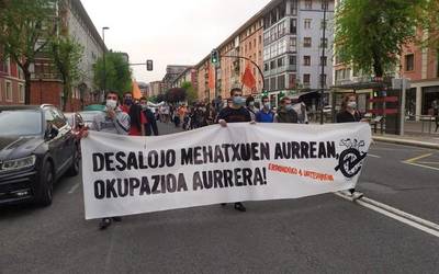 Eroskik Errondoko Auzo Etxea hustu nahi du maiatzaren 5ean