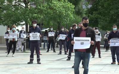 Sektore publikoan greba egin dute langileen "behin-behinekotasun" egoera salatzeko