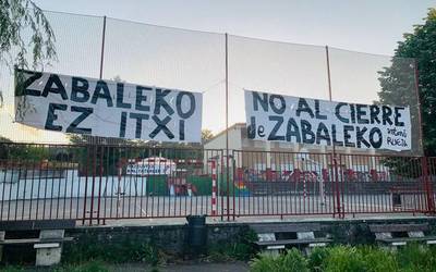 Zabaleko Ikastetxea zabalik mantenduko du Eusko Jaurlaritzak datorren ikasturtean, udalaren arabera