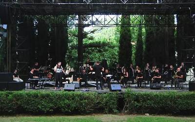 Arrasate Musikaleko Big Band taldeak 20.urteurrena ospatu du