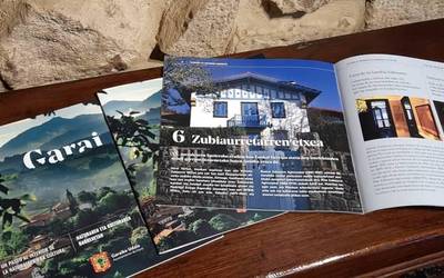 Garaiko altxor kulturalak eta naturalak ezagutzera emateko gida kaleratu dute