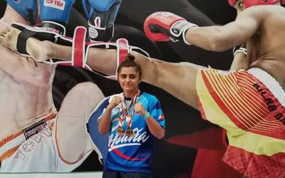 Espainiako Kick Boxing txapeldun izan ostean, nazioarteko lehiaketak prestatzen hasi da Izaro Blanco