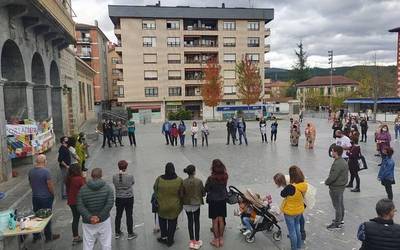 Zurrumurruen aurkako estrategiak garatzen hasiko dira gaur Artziniegan
