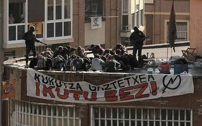 Hamarkada bat Errekaldeko Kukutza gaztetxea hustu zutenetik