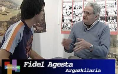 Fidel Agesta Ibarra Doneztebeko argazkilariarekin erreportajea 2005ean