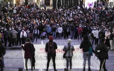 Erika Tavares gogoan, indarkeria matxistaren aurka altxatu da Gasteiz