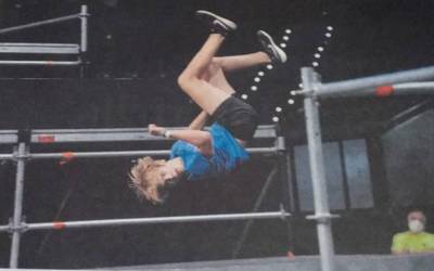 «Modu kontrolatuan eginez gero, parkourra ez da arriskutsua»