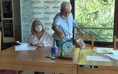 ZarautzOn elkarteak balorazioak eta berrikuntzak mahaigaineratu ditu