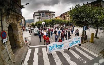 Sareren Donostiako manifestaziora joateko, autobusak