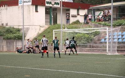 Gaur futbol partida