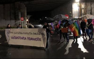 Autodefentsa feminista aldarrikatu dute Aretxabaletan