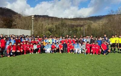 ELA eritasuna ikusarazteko eta elkartasuna adierazteko bitartekoa izan da futbola Elizondon
