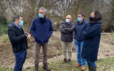 Itziar Gomez: "Landa eremuan hondamendia ekarri du uholdeak; alkatxofak, kardoa eta brokolia galdu dira"