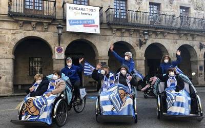 Mizpirualdeko egoiliarrak bizikleta gainean, 'Bizikletan Adinik Ez' ekimenari esker