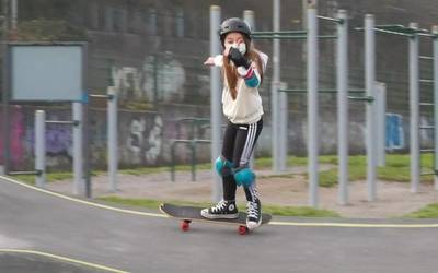 Skate Egunean kirol honetara gerturatzeko aukera izan dute gaztetxoenek