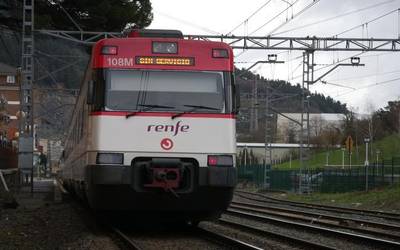 Sei tren zerbitzu kenduko ditu Renfek gaur, gutxienez