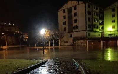 Bidasoan uholde arriskuagatik Beran larrialdiko 1. maila aktibatu dute