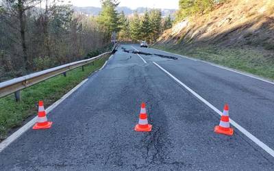 Arlabango lanak hasita, errei bat irekiko dute laster