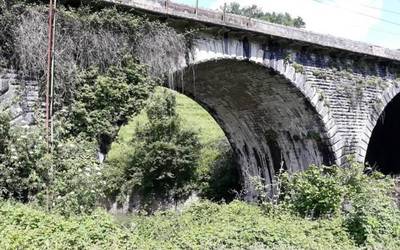 Urduña eta Amurrio arteko trenbideko zubi berria, udarako prest