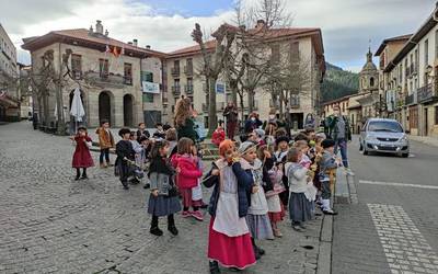 'Urdelardero, urdeixa jan ta...', ikasgeletara gero