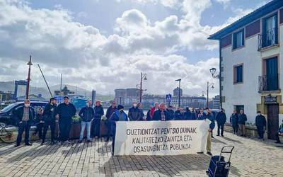 Osasungintzaren garrantzia aldarrikatu dute pentsiodunek gaurko elkarretaratzean