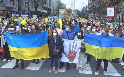 Ukrainari elkartasuna adierazteko kontzentrazioa egingo du udalak bihar