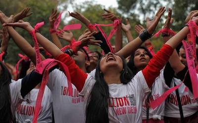 El Carmen ikastetxean indarkeria matxistaren aurkako flashmob bat grabatuko dute