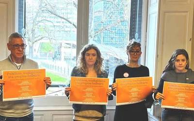 Hezkuntza "publiko, euskaldun eta propioaren" aldeko greba deitu dute martxoaren 25erako