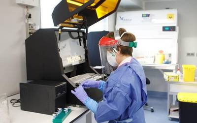 Atzo 5 positibo atzeman zituzten gure lurraldean, Nafarroa osoan 283