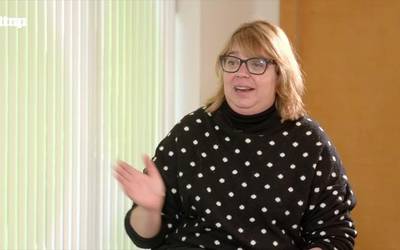 Txani Rodriguez: "Helduen zaintza aldarrikatu nahi izan dut eleberrian"