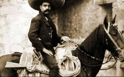 Bosgarren atala: zaldiak eta Emiliano Zapata