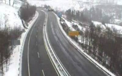 Elurrak A15 autobidea itxi dezake ostegun gauean eta ostiralean