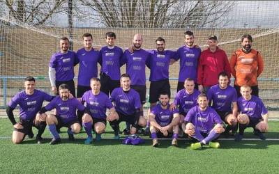 Zaldua, futbol xumean handi