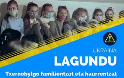 Dantxarinea eta Ibardingo Merkatarien Elkarteek laguntza humanitarioa duen kamioi bat bidaliko dute Ukrainara